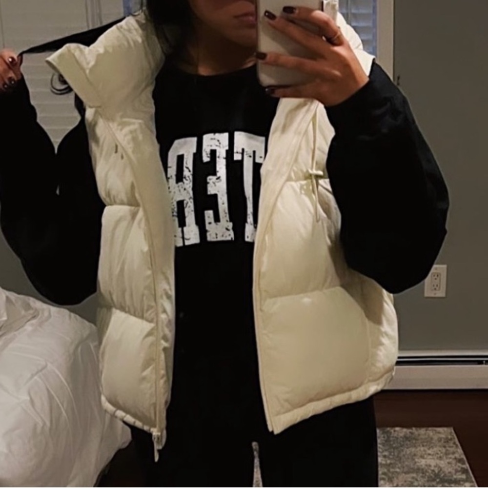 Zara Creame Puffy Hooded Vest